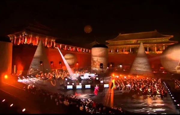 Jarre in China Forbidden City 2 Jarre in China Forbidden City 2